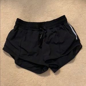 Lululemon Hotty Hot Short black